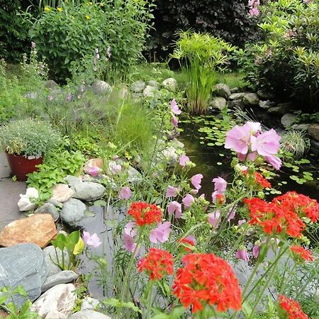 Ruhige Wohnung Mit Schoenem Eigengarten In Seeboden Am Millstaettersee Buitenkant foto