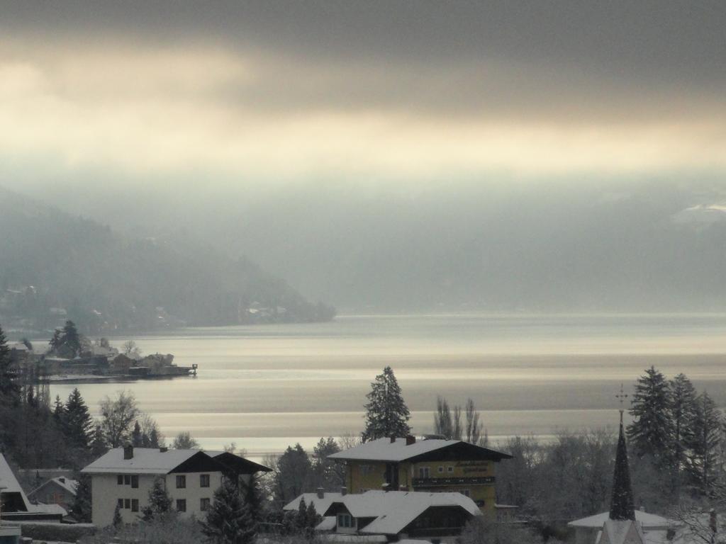 Ruhige Wohnung Mit Schoenem Eigengarten In Seeboden Am Millstaettersee Kamer foto